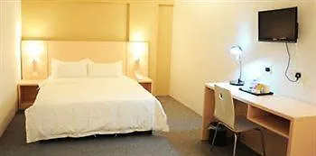 Super 8 Hotel @ Georgetown