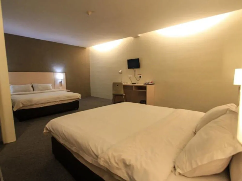 Super 8 Hotel @ Georgetown